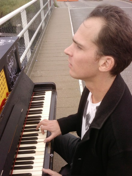 Photo